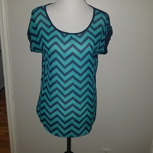 SOLD-Chevron navy and teal shirt